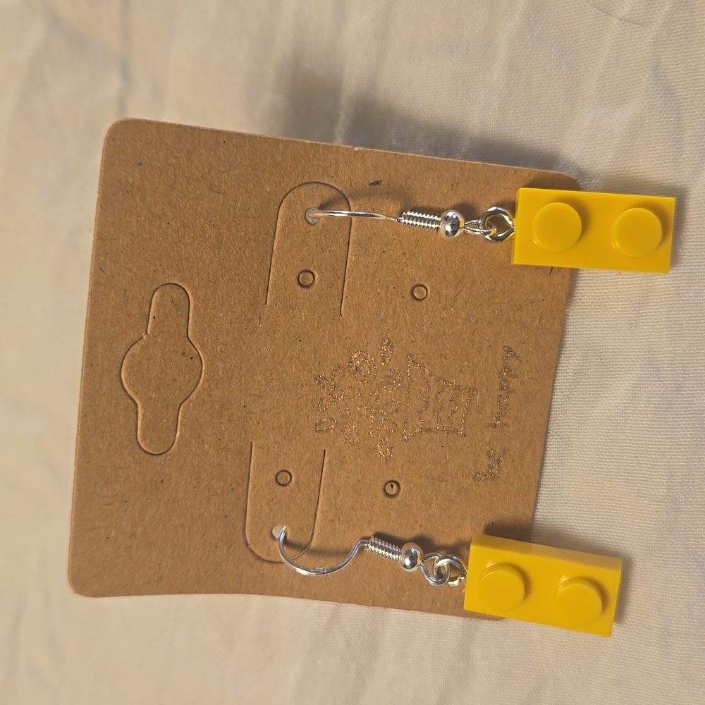 NWT Building Block Earrings Yellow